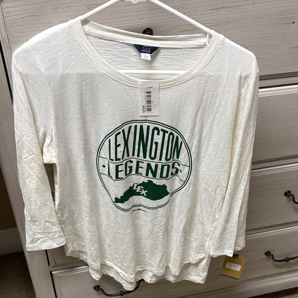Women’s t shirt